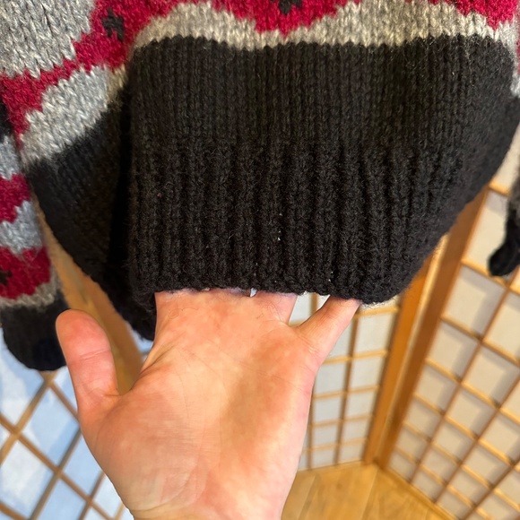 Hand Knit Navajo Print Cozy Sweater - Picture 6 of 9